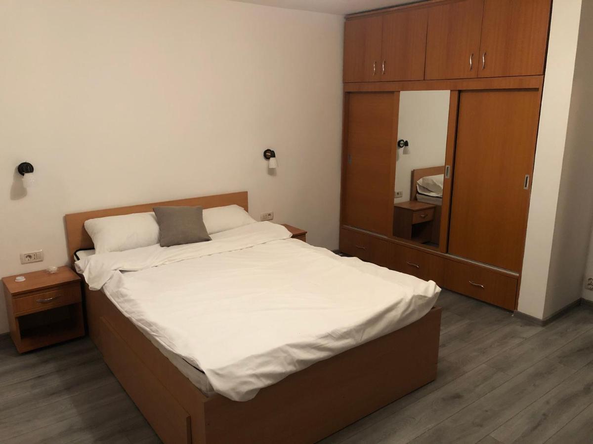 Microapartament Campulung Moldovenesc Bagian luar foto